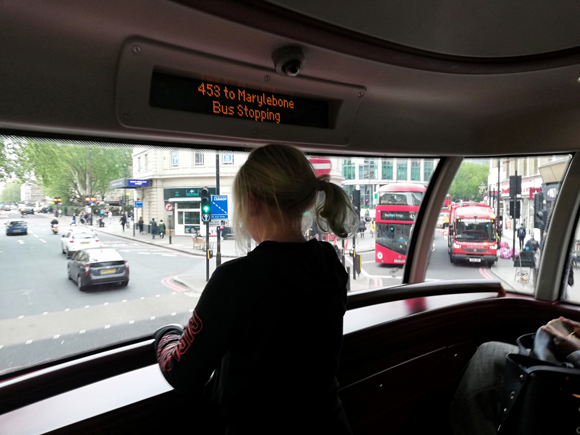 Rode dubbeldekker bus Londen